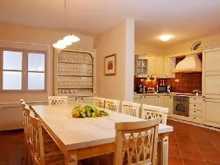 Villa Liza, Completely Redesigned, Now Open For 2025 Bookings Spalato