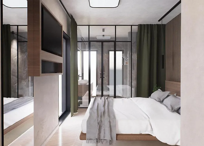 Liza, Completely Redesigned, Now Open For 2025 Bookings * Split